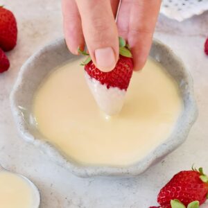 Alternative view of Hương sữa đặc có đường – CONDENSED MILK – V0046
