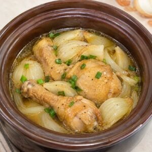 Hương đùi gà hầm hành tây hay gà đóng hộp – Chicken OS – V0137